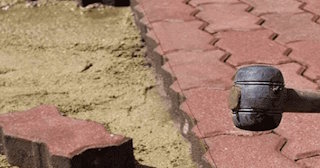 Укладка плитки на песок в Сосновом Боре в октябре