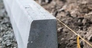 Установка бордюров для тротуарной плитки в Сосновом Боре - цена от 813 руб.
