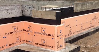 Утепление мелкозаглубленного фундамента в Сосновом Боре в октябре